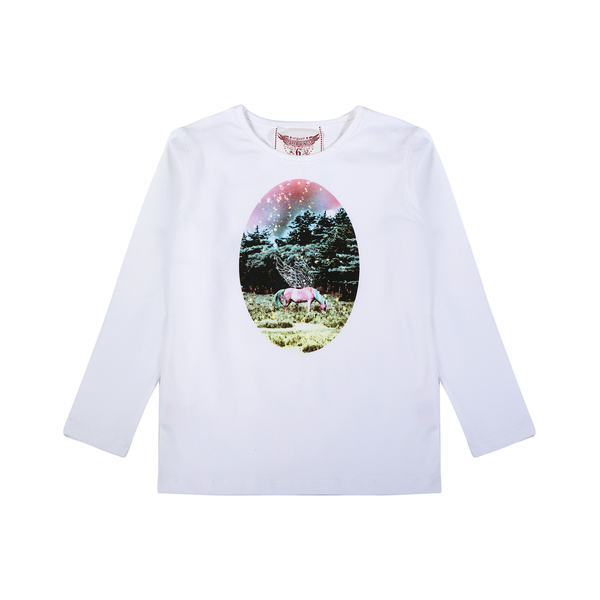 Paper Wings Dusk Cameo Classic Fitted T-Shirt