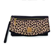 Pretty Brave Roundabout Clutch-gift-ideas-Bambini