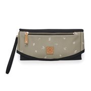 Pretty Brave Roundabout Clutch-gift-ideas-Bambini