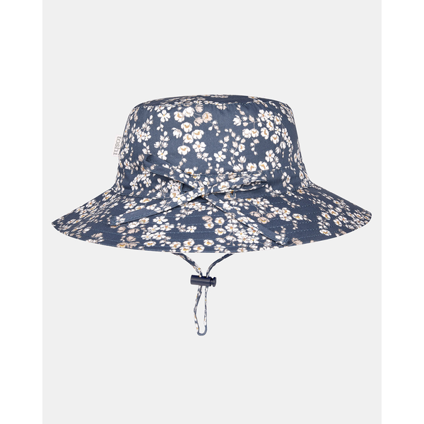 Toshi Sunhat Stephanie