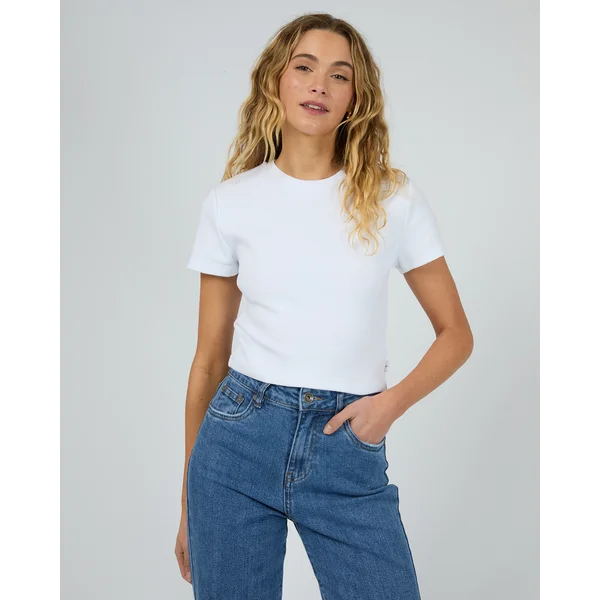 Silent Theory Bella Crop Tee